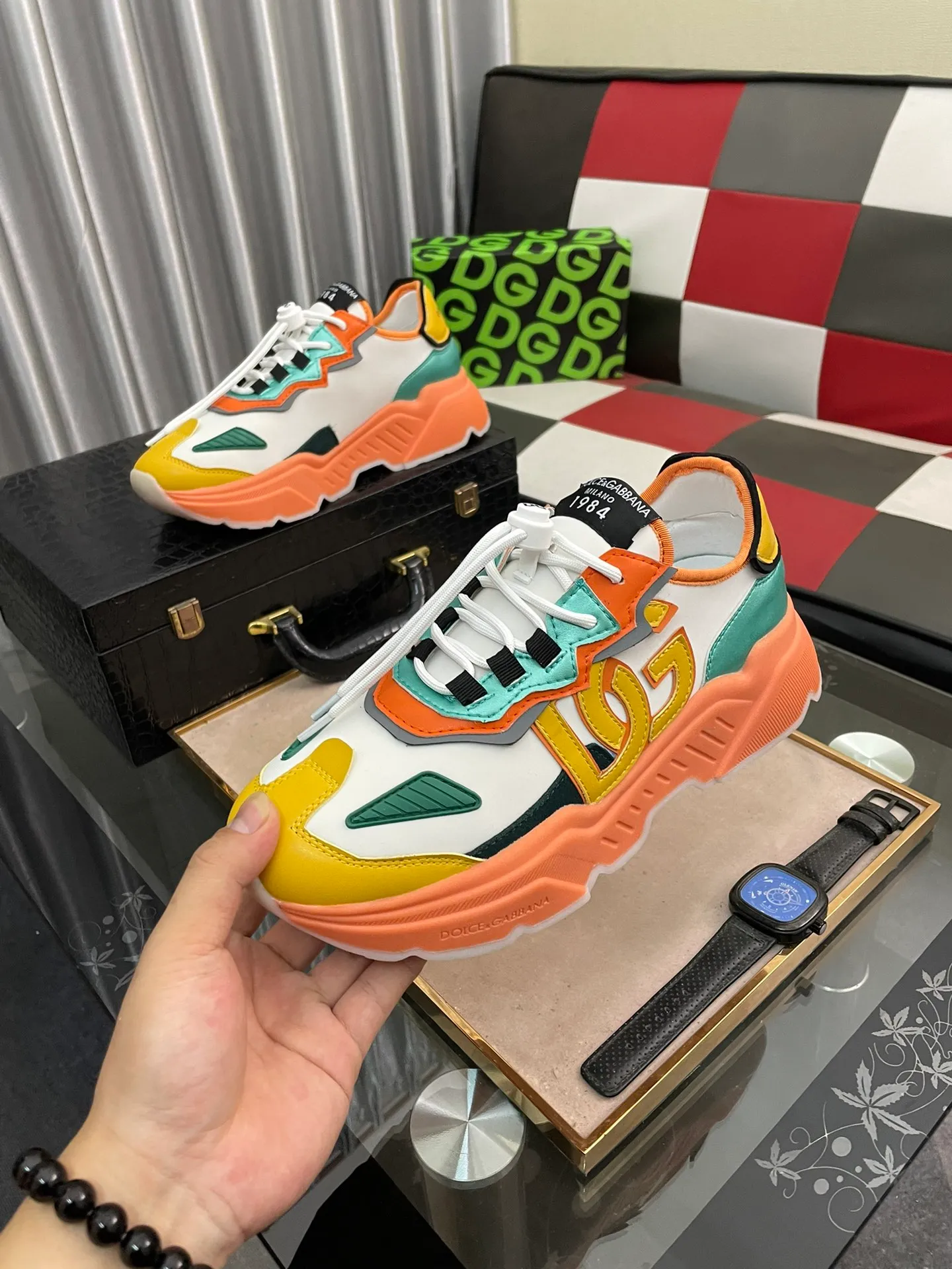 Ex-factory price 480⌚️⌚️[DG] Men's casual shoes, high-end quality, synchronized with counters, the version is compared with the original version, the upper is imported cowhide and the outsole is glued, the lining is full cowhide, exquisite and luxurious, size: 35–453⃣️colors available